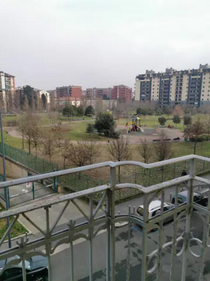 Casetta "Safilu2" 1 Min A Piedi Da M Lodi-Porta Romana Milão Exterior foto